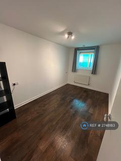 2 bedroom flat to rent, Erebus Drive, London, SE28