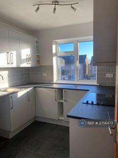 2 bedroom maisonette to rent, Kingsway, Ware, SG12