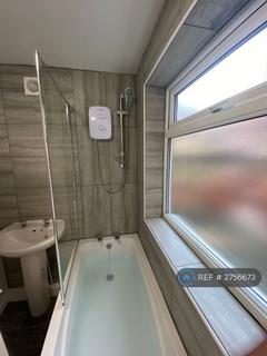 3 bedroom terraced house to rent, Ena Street, Hull, HU3