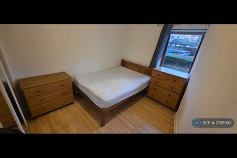 1 bedroom in a house share to rent, Haugh Road, Glasgow, G3