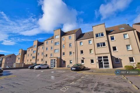 2 bedroom flat to rent, Erroll Street, Aberdeen, AB24