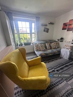 1 bedroom flat to rent, Exeter House, London, SE15