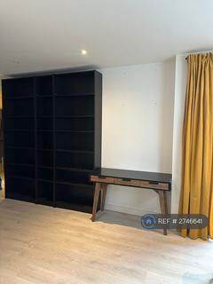 1 bedroom flat to rent, Barratt House, Hounslow, TW3