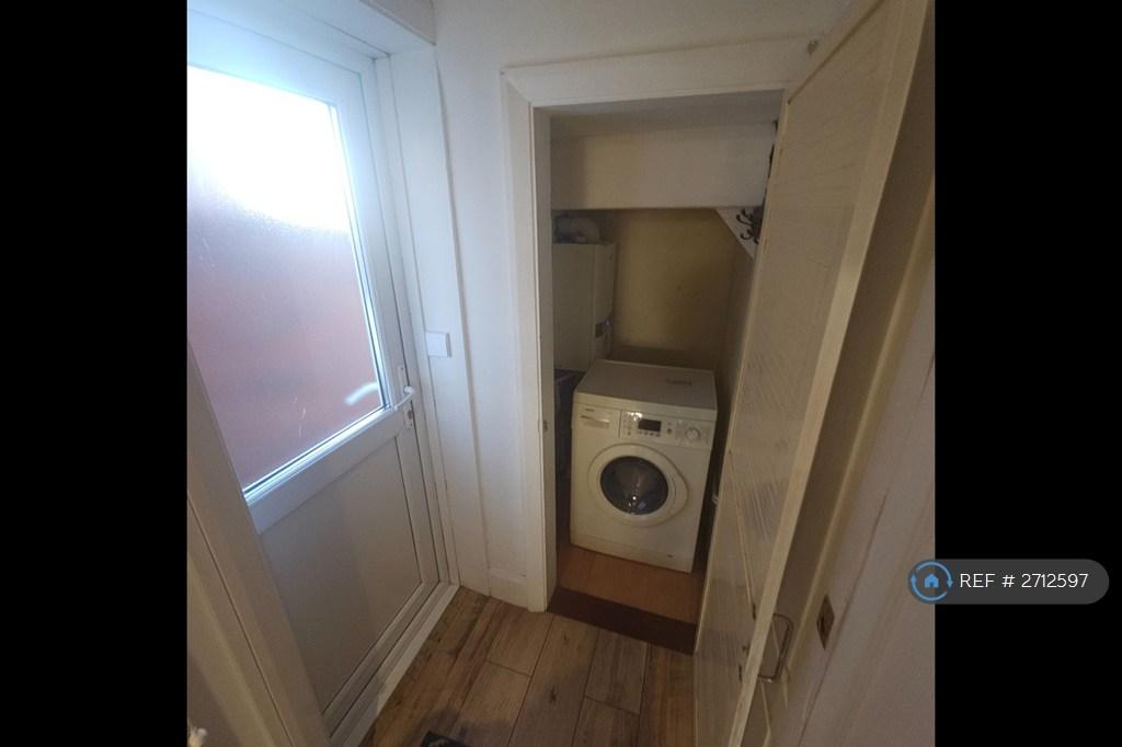 Utility Cupboard (Rear)
