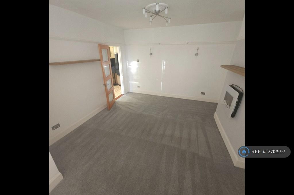 Lounge (From Bay)