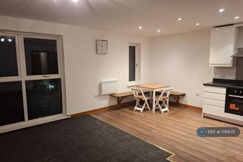 2 bedroom flat to rent, Optical Court, Southend-On-Sea, SS2