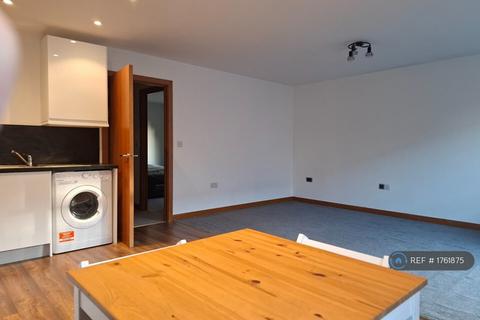 2 bedroom flat to rent, Optical Court, Southend-On-Sea, SS2