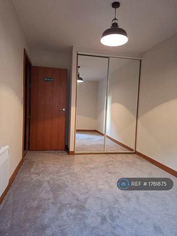 Bedroom 1 With Wardrobe
