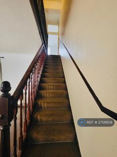 3 bedroom terraced house to rent, Central Avenue, Southend-On-Sea, SS2