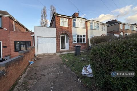 3 bedroom semi-detached house to rent, Fancourt Avenue, Wolverhampton, WV4