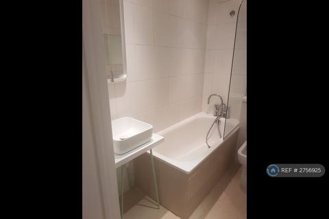 1 bedroom flat to rent, Ewell Road, Surbiton, KT6