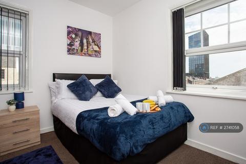 3 bedroom flat to rent, Swinburne Place, Newcastle Upon Tyne, NE4