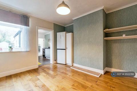 3 bedroom terraced house to rent, Houghton Road, Grantham, NG31