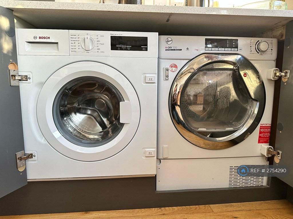 Washer And Tumble Dryer