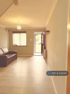 1 bedroom end of terrace house to rent, Smewin Court, High Wycombe, HP11