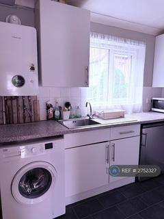 1 bedroom end of terrace house to rent, Smewin Court, High Wycombe, HP11
