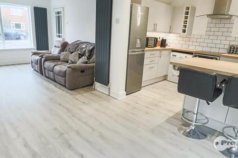 3 bedroom semi-detached house for sale, Featherston Drive, Burbage, Hinckley