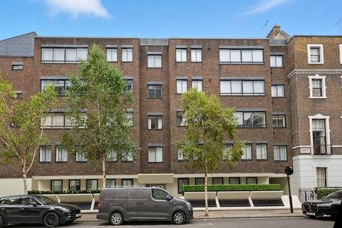 2 bedroom apartment for sale, Queen Anne Street, London W1G