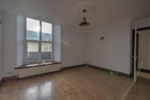 3 bedroom apartment for sale, 3 Langmead House, South Molton