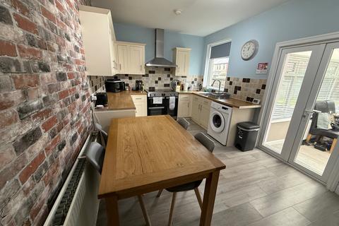 3 bedroom detached house for sale, Warwick Avenue, Lancaster