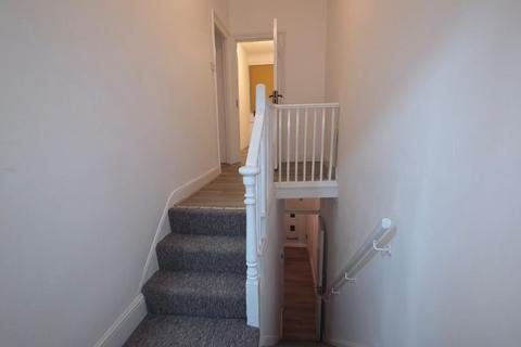 3 bedroom flat to rent, Keogh Road, London