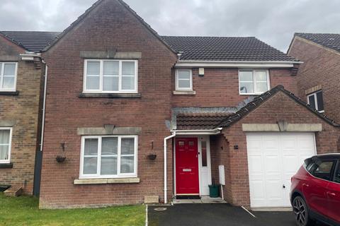 4 bedroom detached house to rent, Clos Yr Hesg, Swansea Vale, Swansea