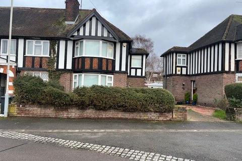 2 bedroom semi-detached house to rent, Limbury Road, Luton