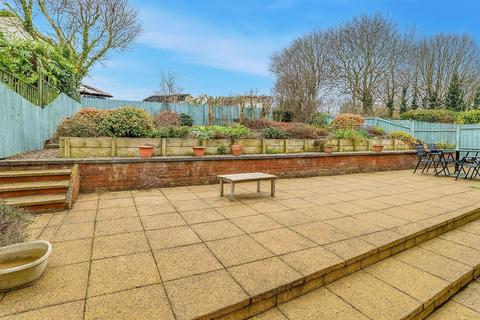 4 bedroom detached house for sale, Taw Meadow Crescent, Fremington, Barnstaple, EX31