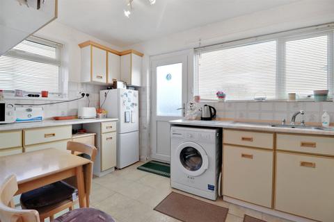 3 bedroom bungalow for sale, Staddon Road, Appledore, Bideford, Devon, EX39