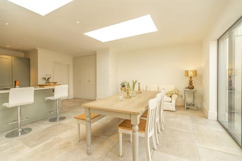 3 bedroom semi-detached house for sale, Chapel Street, Braunton, Devon, EX33