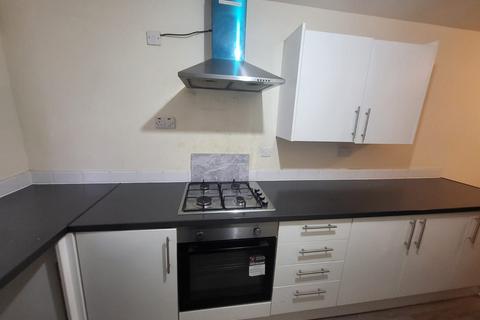 2 bedroom flat to rent, Dudley DY1