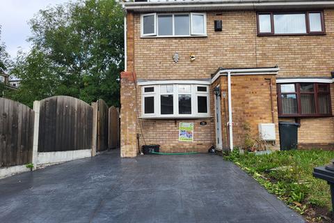 3 bedroom terraced house to rent, Dudley DY2
