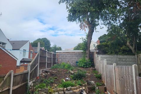 3 bedroom terraced house to rent, Dudley DY2