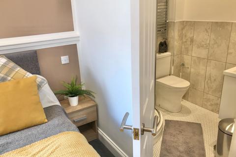 1 bedroom in a house share to rent, Room 2, Furnival Street, Crewe, CW2