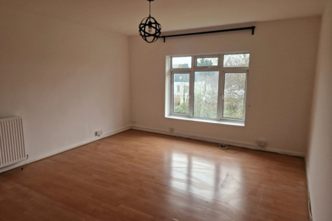 2 bedroom flat to rent, Northwood HA6