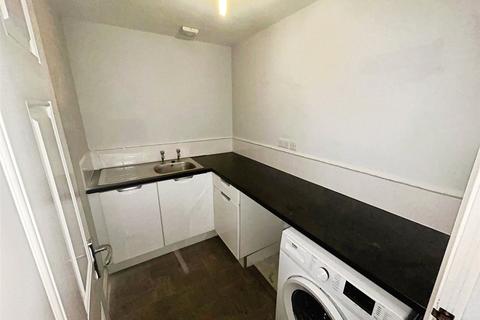 4 bedroom end of terrace house to rent, Kirkwood Drive, Durham, County Durham, DH1
