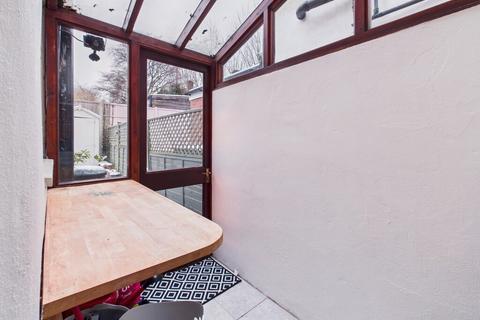 3 bedroom terraced house to rent, Primrose Road - Whole