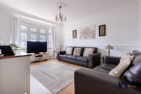 2 bedroom semi-detached house for sale, Crystal Avenue, Hornchurch