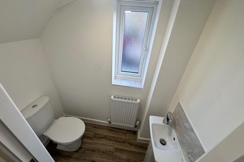 4 bedroom detached house to rent, Crown Farm, Mansfield