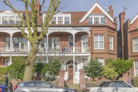 2 bedroom apartment to rent - N10