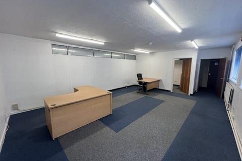 Office to rent, Smallmead Horley RH6 9AX