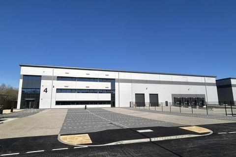 Warehouse to rent, Unit 4 Cabot Park, Empire Rd Bicester OX26 2GE