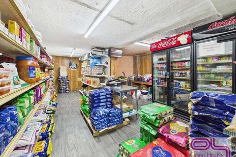 Retail property (high street) for sale, 62 Lauderdale St Preston PR1 8JL