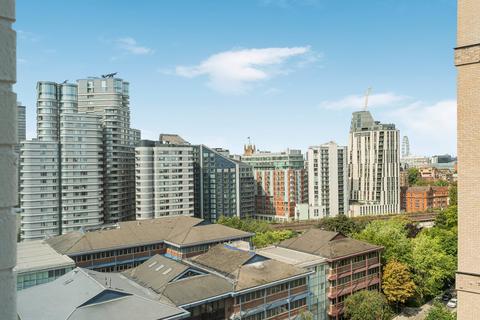 1 bedroom flat for sale, Graphite Square, London, SE11