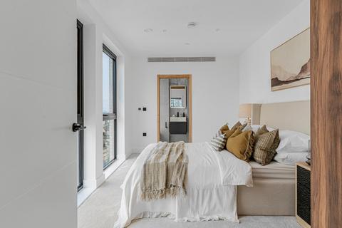 1 bedroom flat for sale, Graphite Square, London, SE11