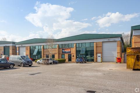 Warehouse to rent, Caen Vw Swindon SN5 8WQ