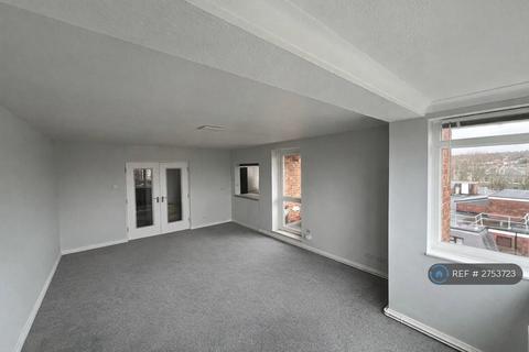 2 bedroom flat to rent, Baltimore Court, Hove, BN3