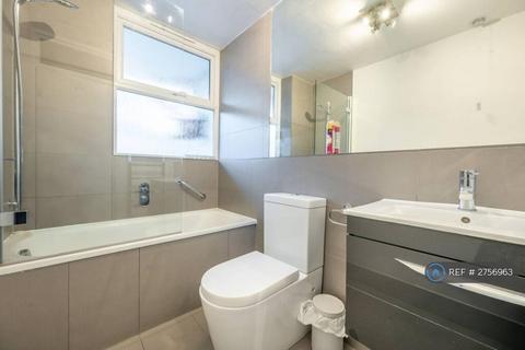 1 bedroom flat to rent, Kensington Church Street, London, W8
