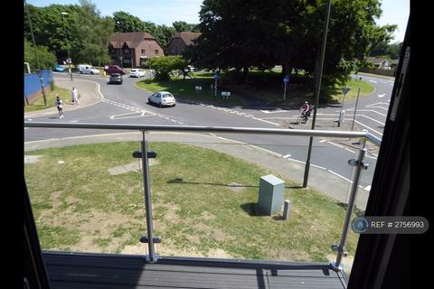 1 bedroom flat to rent, North Street, Horsham, RH13