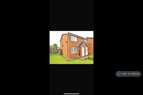 2 bedroom semi-detached house to rent, Old Lane, Chadderton, Oldham, OL9